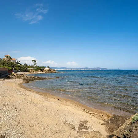 Les Calanques Du Parc-6 By Interhome Апартаменты *