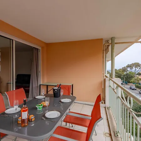 Appartement Les Calanques Du Parc-6 By Interhome